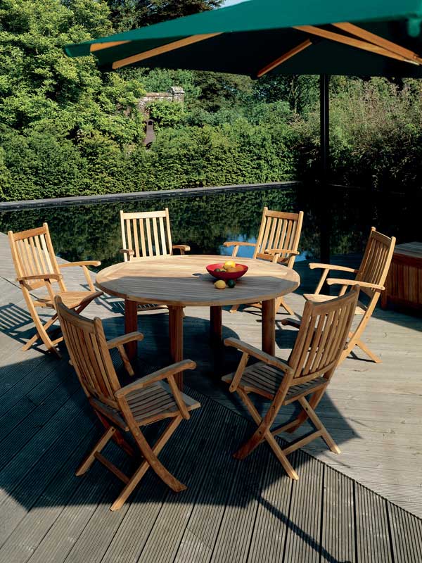 Barlow Tyrie Drummond Teak 59" Round Dining Table