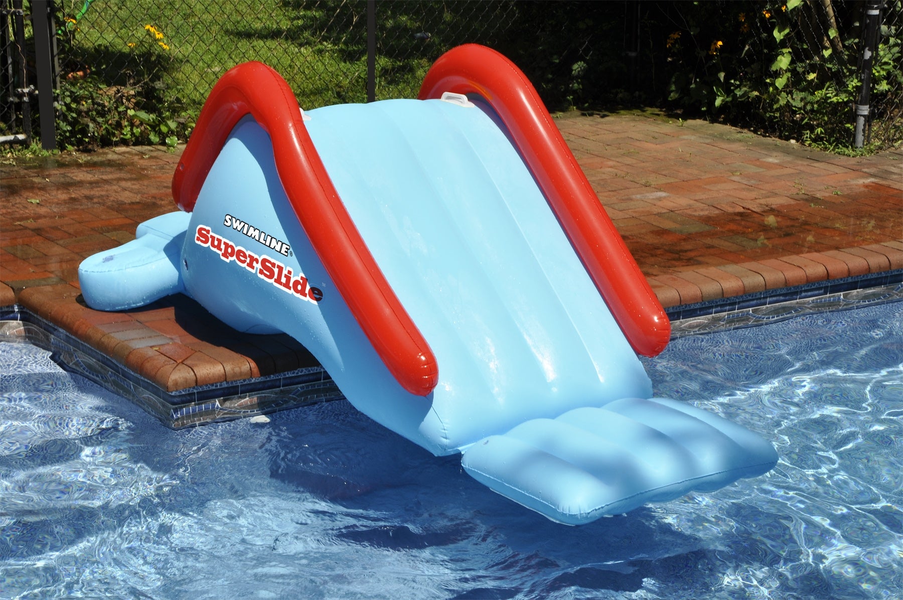 SuperSlide Pool Slide