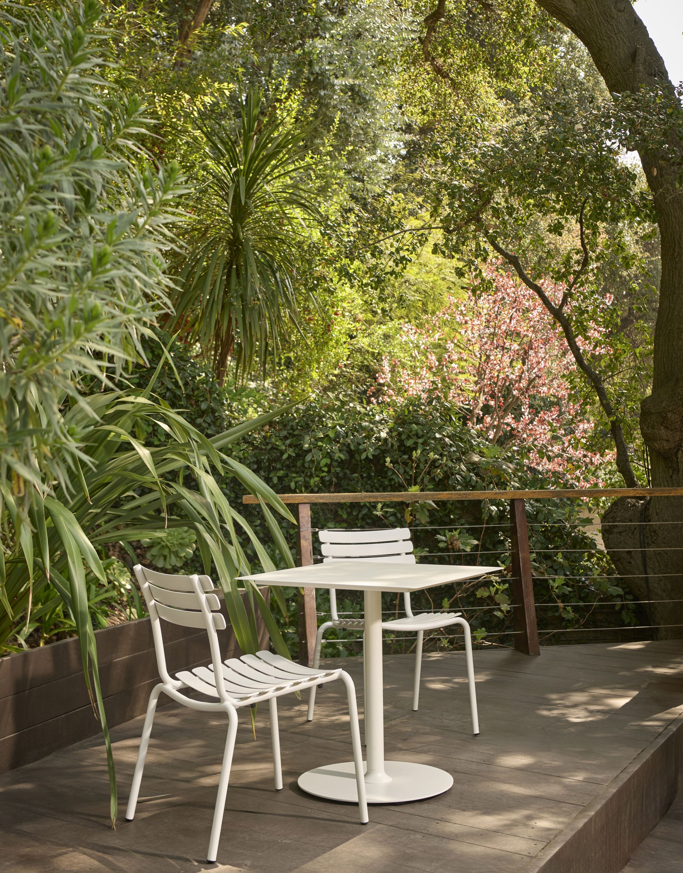 HOUE Alua Dining Side Chair and pico table in muted white