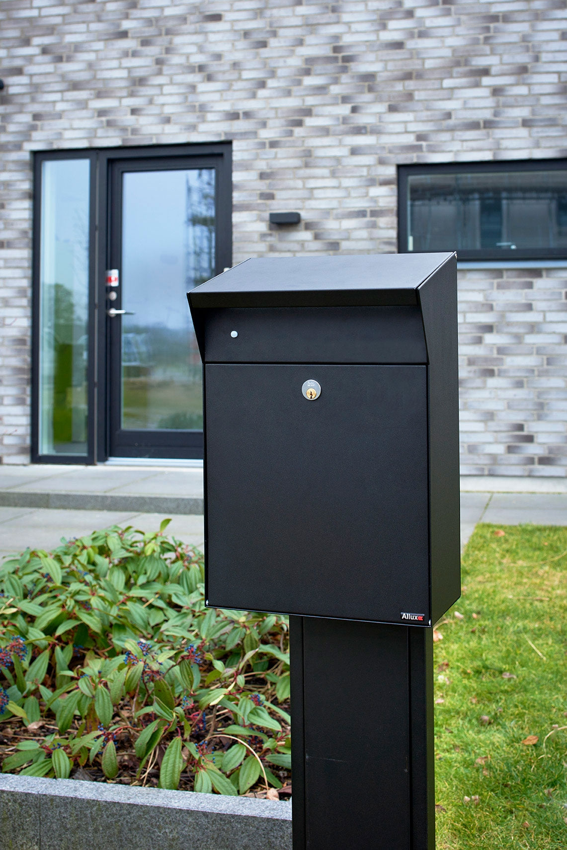 Bjorn Parcel Box with Motion Activated Light - Wall Mount