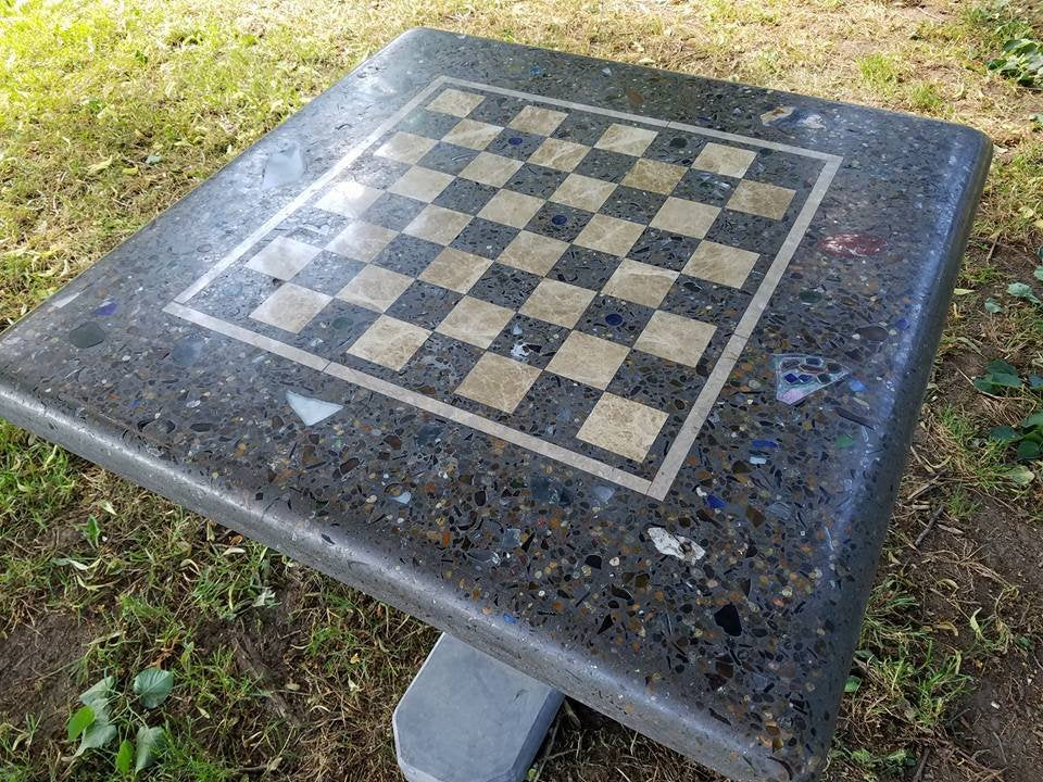 Stone Age Free-Standing Chess Table with Black Tabletop