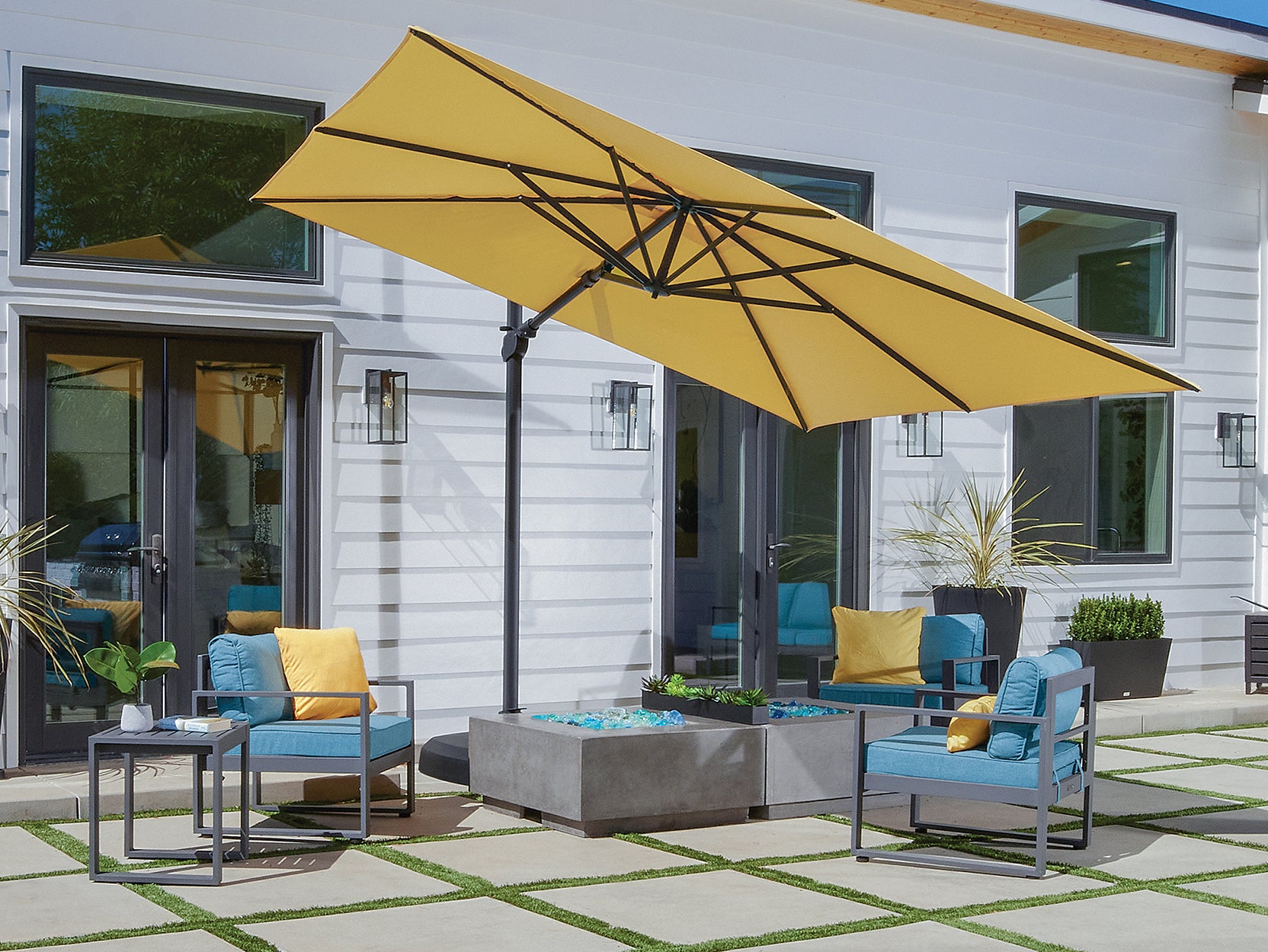 Treasure Garden 10' Cantilever Patio Umbrella