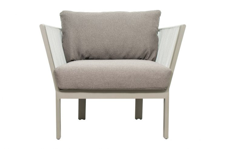 Seasonal Living Saint Helena Lounge Chair