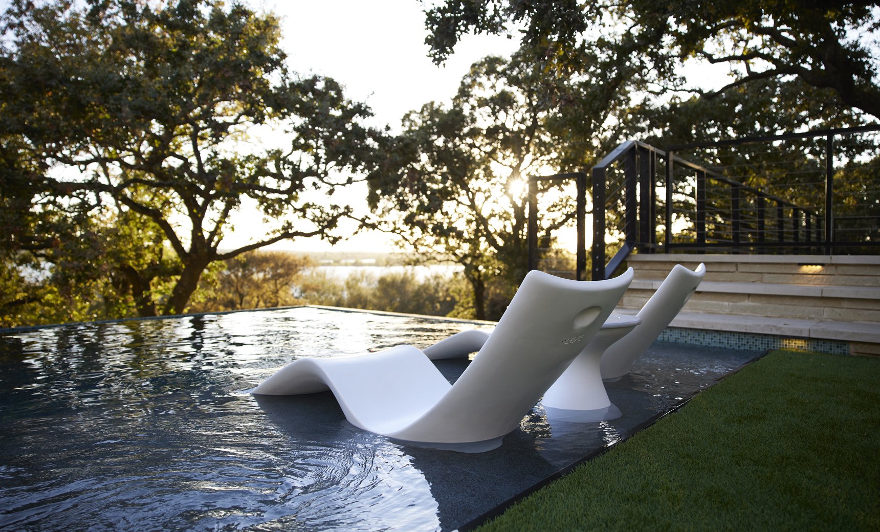 LEDGE Autograph Chaise Lounger