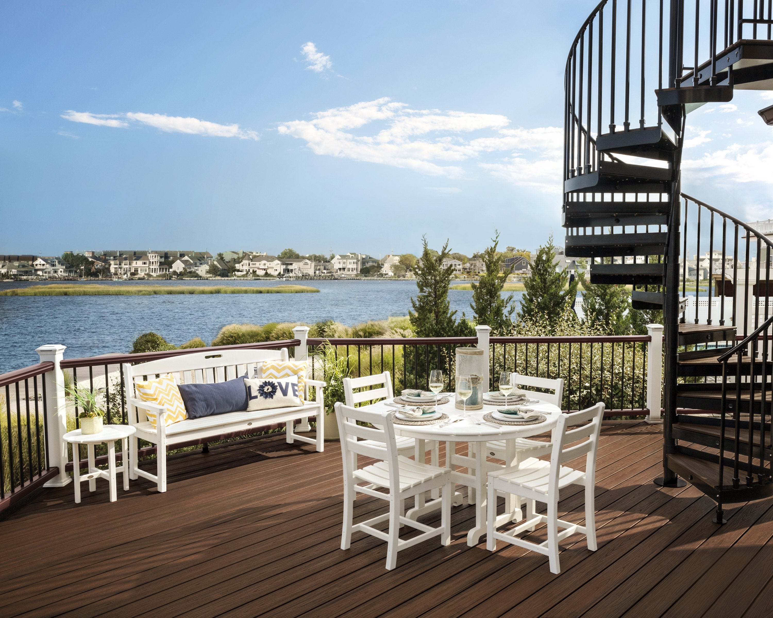 Trex® Outdoor Furniture™ Monterey Bay Round 48" Dining Table