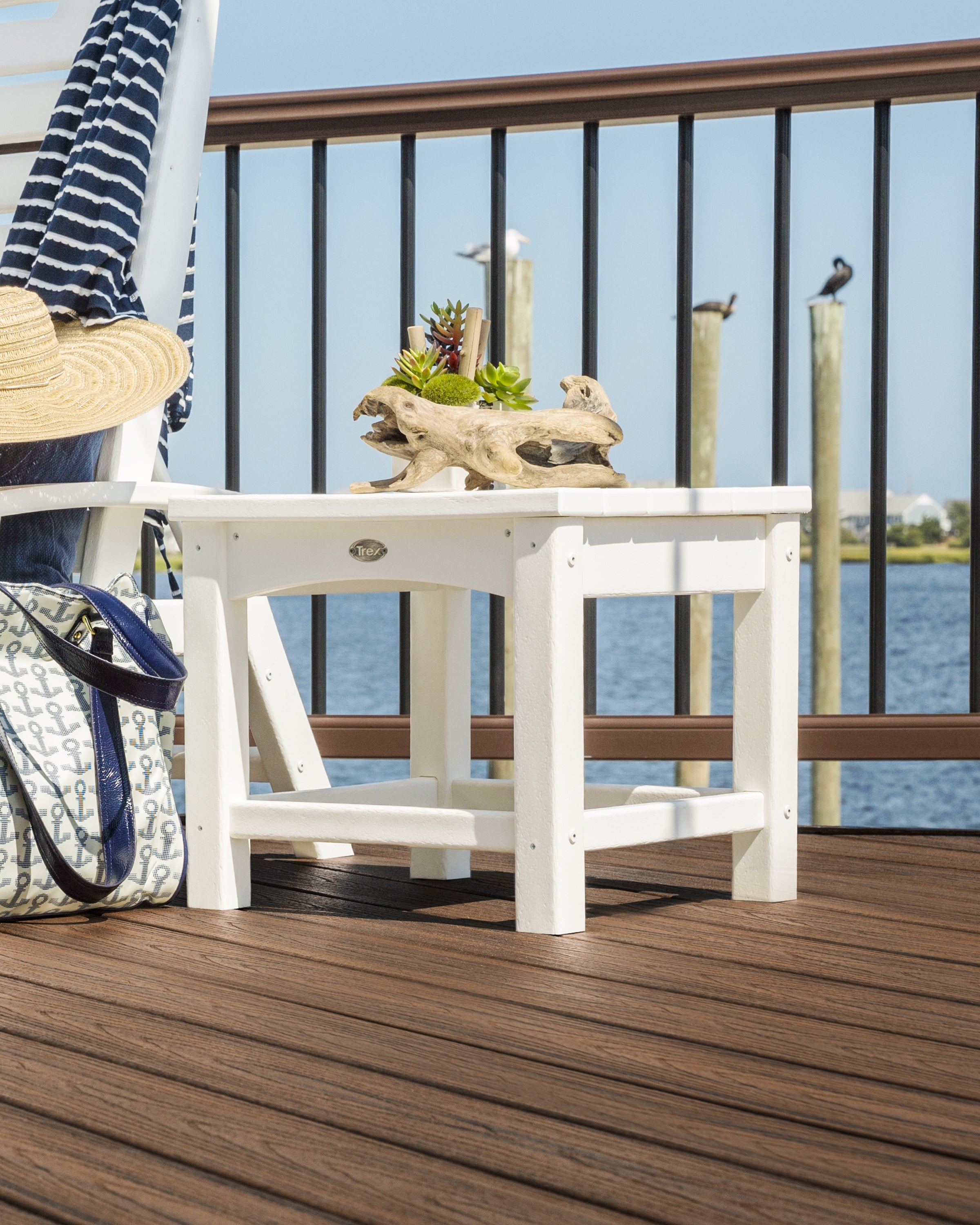 Trex® Outdoor Furniture™ Rockport Club 18" Side Table