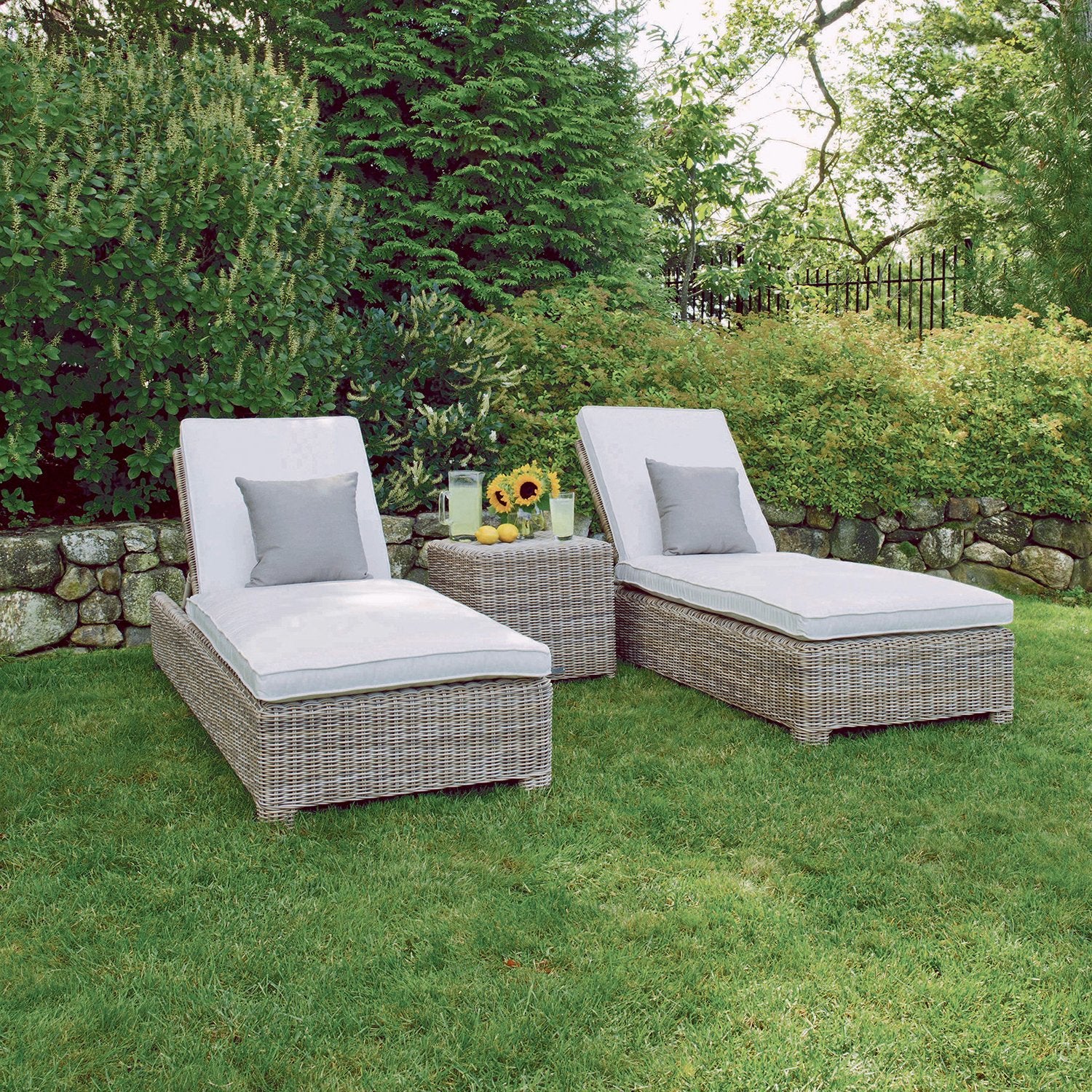 Kingsley Bate Sag Harbor Wicker 3 Piece Chaise Lounge Ensemble