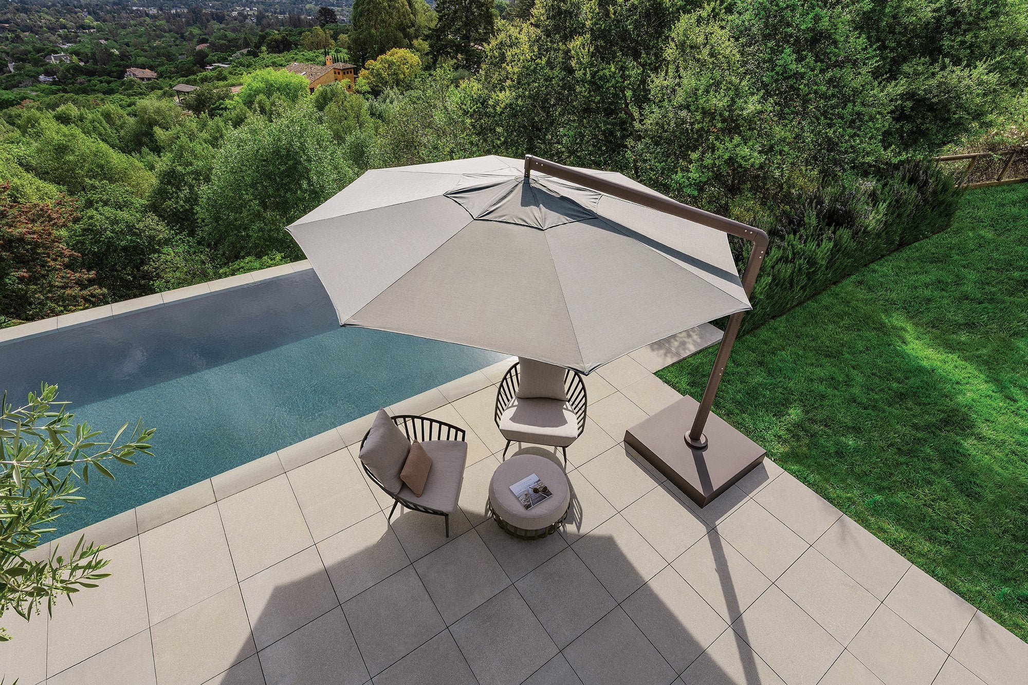 Shademaker Orion 13' Octagonal Sidepost Umbrella