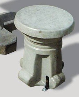 Freestanding Stool