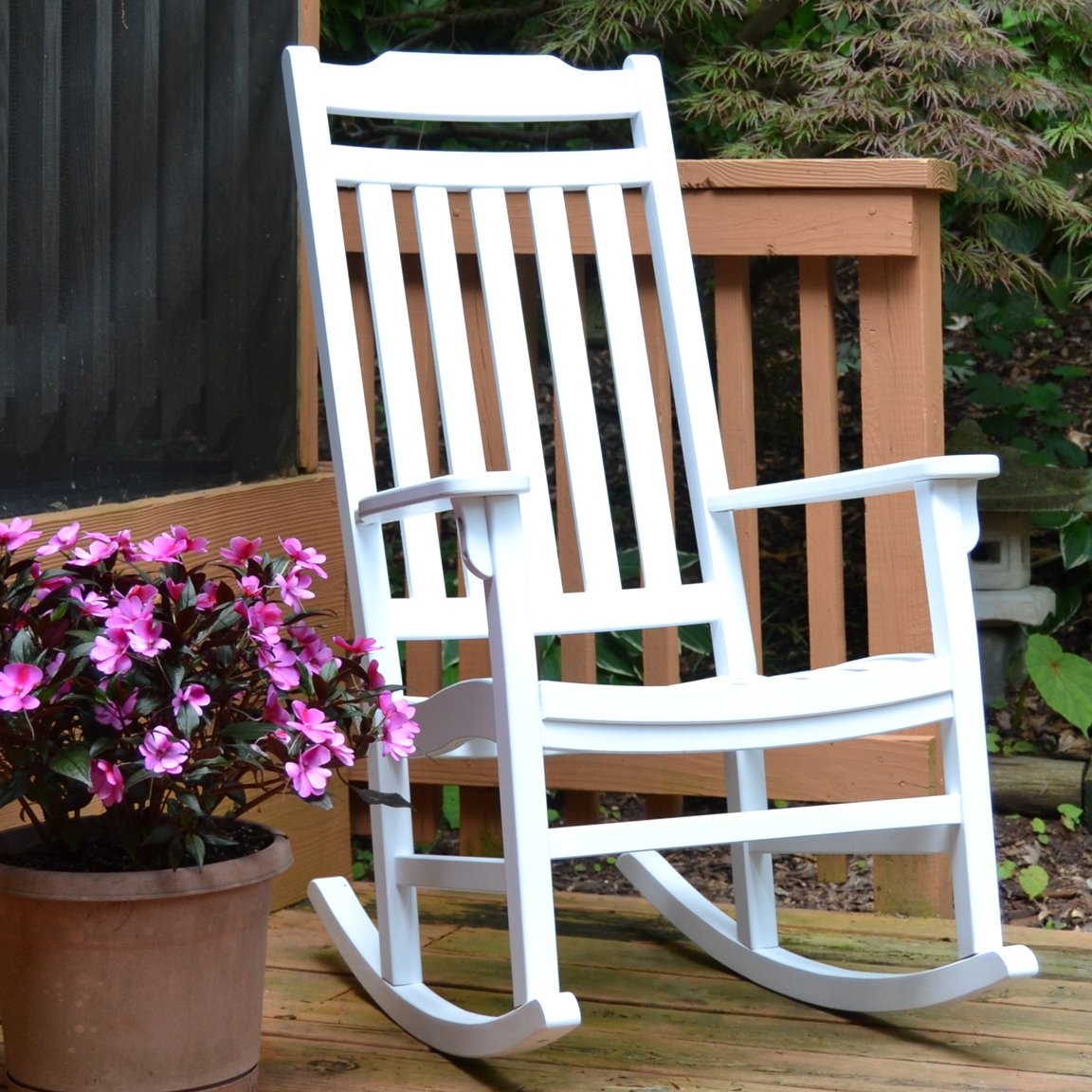 World's Finest Rocker Set of 2 + Side Table - White