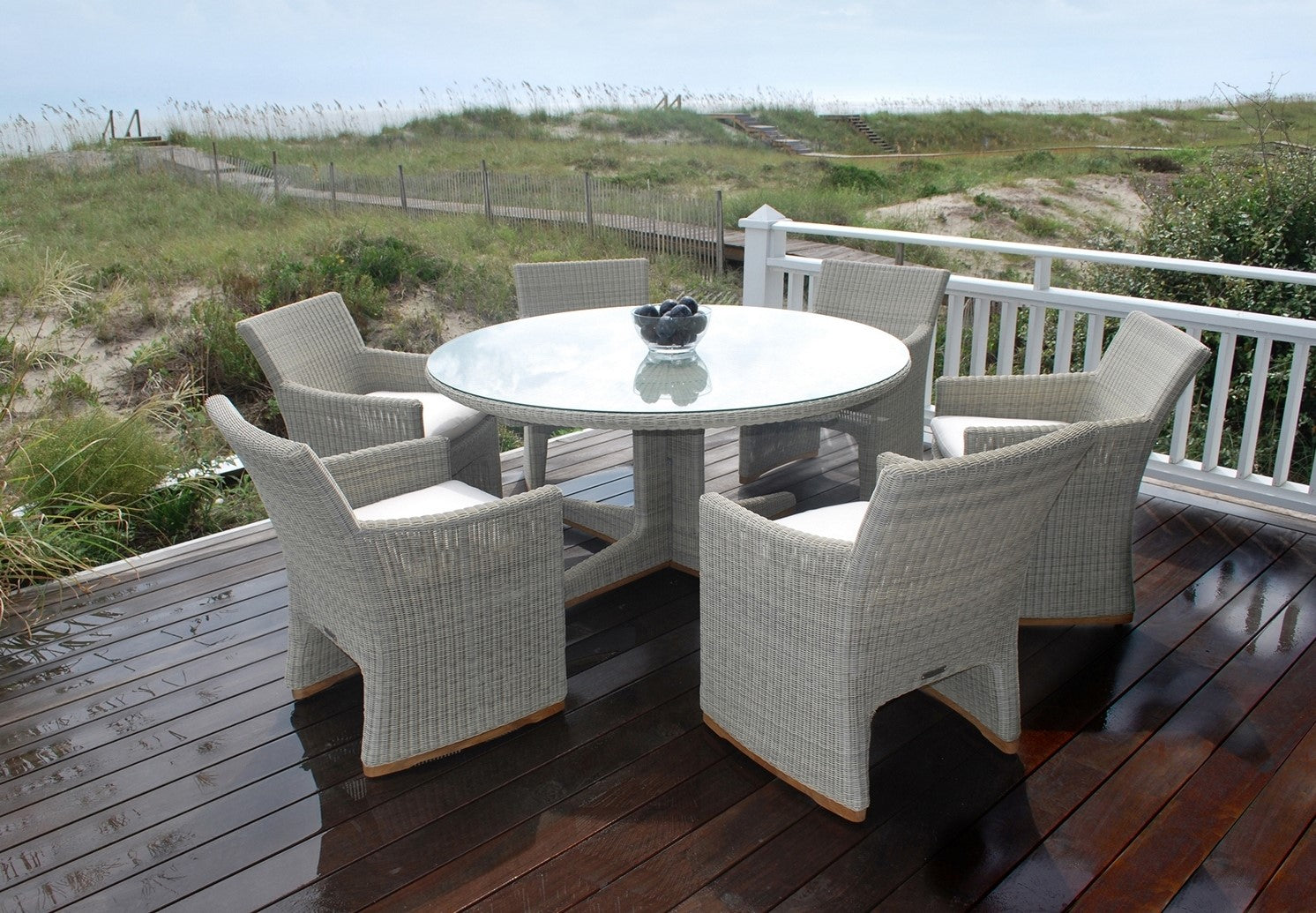 Kingsley Bate Westport Wicker Dining Set